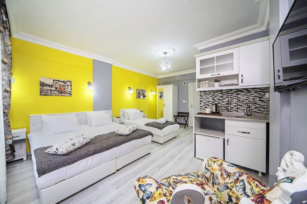 Unique Hotel 3*